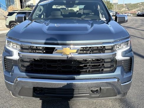 Used 2024 Chevrolet Silverado 1500 LT image 3