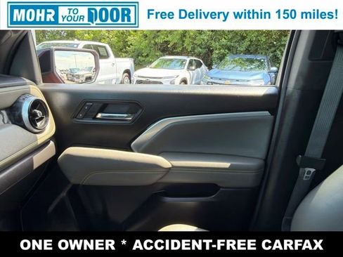 Used 2026 Chevrolet Colorado ZR2 w/ Technology Package AWD/4WD image 29