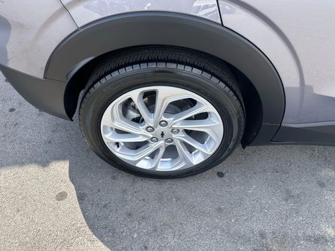 Used 2022 Chevrolet Bolt EUV LT w/ Driver Confidence Package image 13