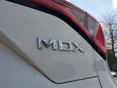 Certified 2024 Acura MDX SH-AWD w/ Technology Package image 8