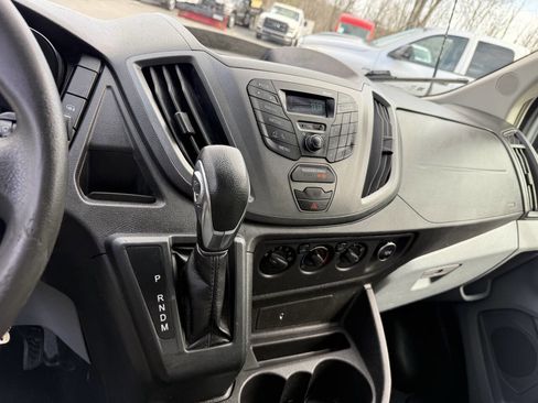 Used 2018 Ford Transit 250 148 Medium Roof image 22