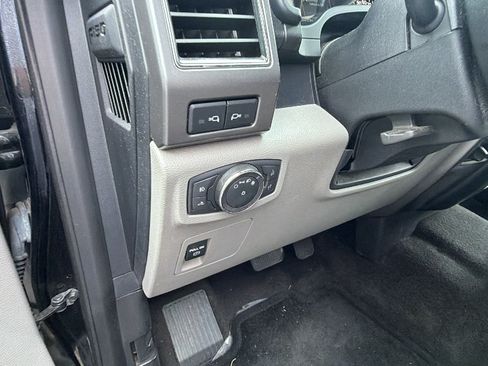 Used 2018 Ford F150 XLT w/ XTR Package AWD/4WD image 23