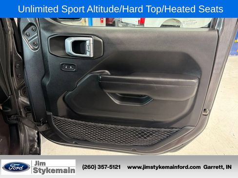 Used 2021 Jeep Wrangler Unlimited Sport AWD/4WD image 31
