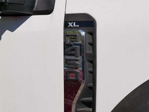 Used 2023 Ford F450 XL w/ Snow Plow Prep Package image 6