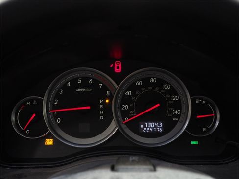 Used 2005 Subaru Outback 2.5i Limited image 14