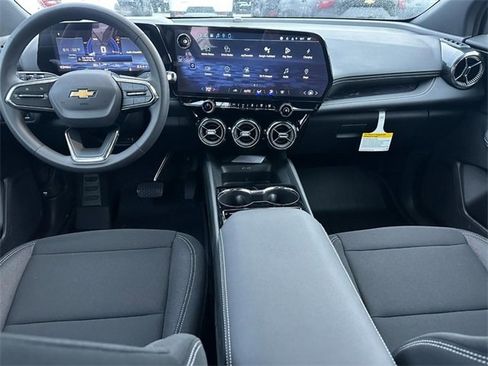 New 2026 Chevrolet Blazer EV LT image 5