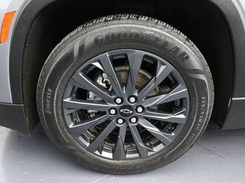 Used 2023 Chevrolet Traverse RS w/ LPO, Floor Liner Package AWD/4WD image 21