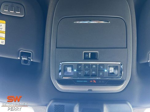 New 2025 Ford F150 Lariat w/ Equipment Group 502A High image 13