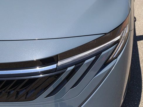 New 2026 Nissan Sentra SV w/ Floor Mat Package FWD image 10
