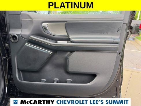 Used 2025 Ford Expedition Platinum AWD/4WD image 36