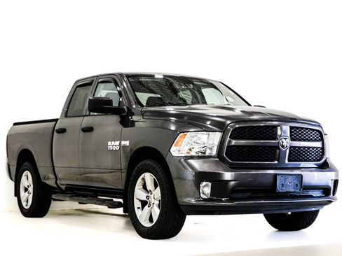 Used 2016 RAM 1500 Express AWD/4WD image 1