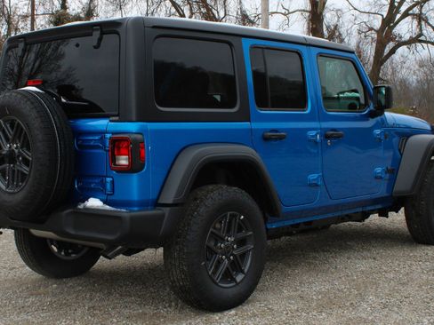 New 2026 Jeep Wrangler Unlimited Sport image 5