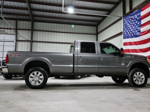 Used 2014 Ford F350 Lariat w/ Lariat Ultimate Package image 13
