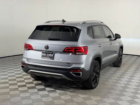 Used 2023 Volkswagen Taos SEL w/ Black Wheel Package image 9
