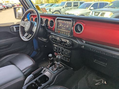 Used 2022 Jeep Wrangler Unlimited Rubicon w/ Steel Bumper Group image 12