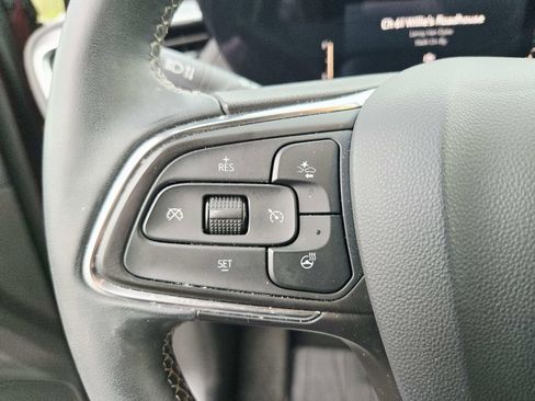 Used 2024 Buick Encore GX Avenir w/ Avenir Technology Package FWD image 18