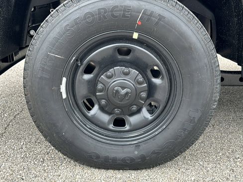 New 2026 RAM 2500 Tradesman AWD/4WD image 9