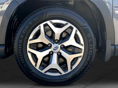 Certified 2023 Subaru Forester Premium AWD/4WD image 11