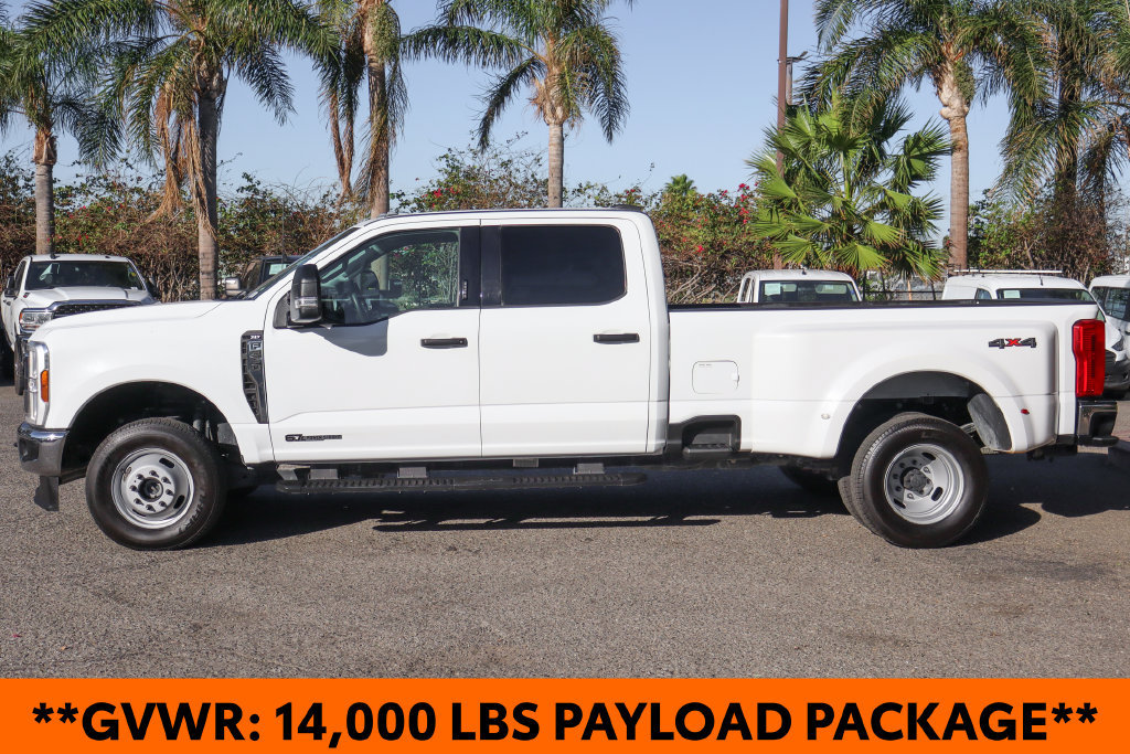 Used 2024 Ford F350 XLT AWD/4WD image 5