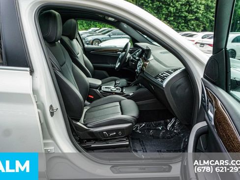 Used 2025 BMW X4 xDrive30i AWD/4WD image 23