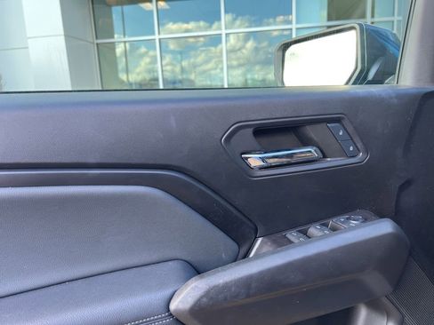 Used 2024 Chevrolet Colorado LT w/ LT Convenience Package III AWD/4WD image 16