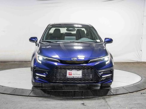 Certified 2025 Toyota Corolla SE w/ SE Premium Package FWD image 6