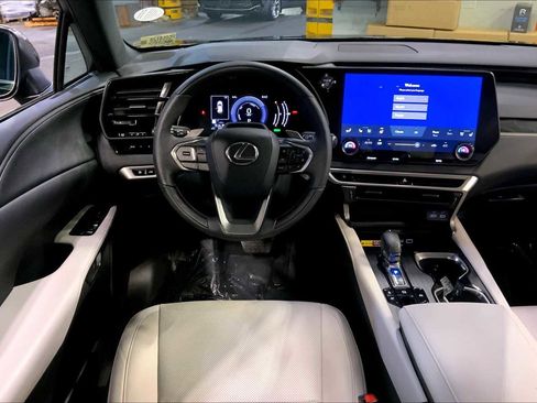 Certified 2023 Lexus RX 350h w/ Accessory Package (2T) image 5