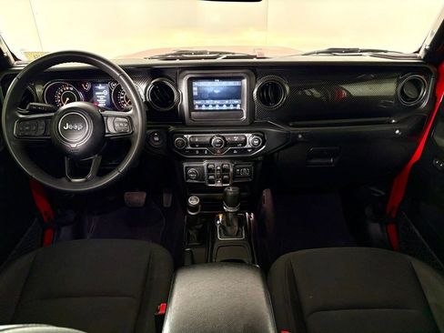 Used 2023 Jeep Gladiator Sport image 30