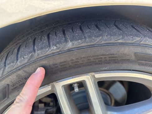 Used 2014 Mercedes-Benz E 350 Cabriolet image 26