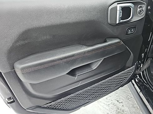 Certified 2021 Jeep Wrangler Unlimited Rubicon image 19