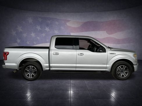 Used 2016 Ford F150 XLT w/ Equipment Group 302A Luxury image 6