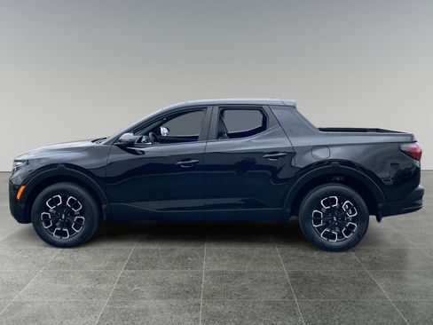 Used 2023 Hyundai Santa Cruz SEL FWD image 2