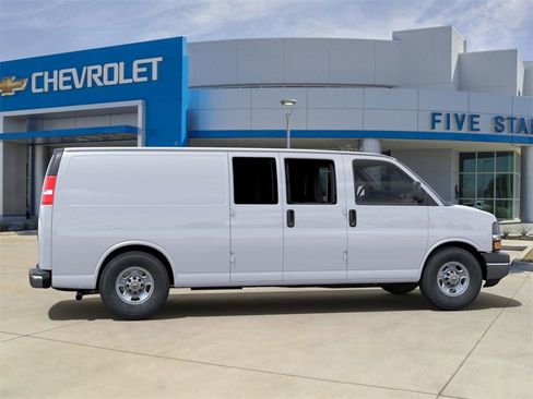 New 2024 Chevrolet Express 3500 Extended w/ Driver Convenience Package image 5