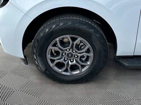 Used 2025 Ford Expedition Active RWD image 31