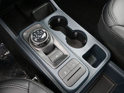 New 2026 Ford Maverick Lariat w/ Black Appearance Package image 19