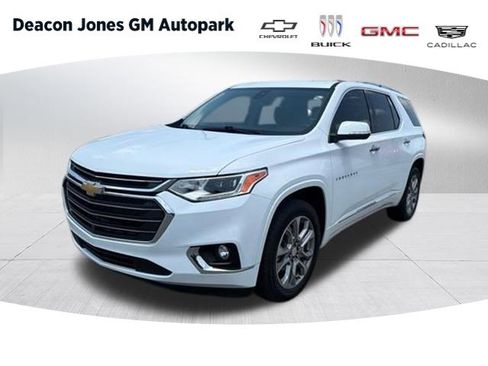 Certified 2021 Chevrolet Traverse Premier FWD image 1
