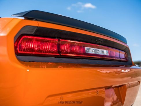 Used 2014 Dodge Challenger R/T RWD image 56