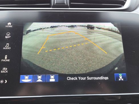 Used 2018 Honda CR-V Touring image 7