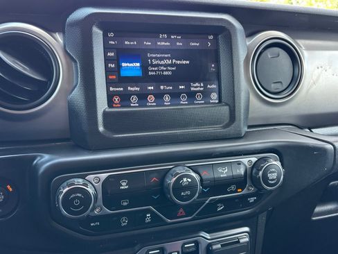 Used 2019 Jeep Wrangler Unlimited Sport S AWD/4WD image 24