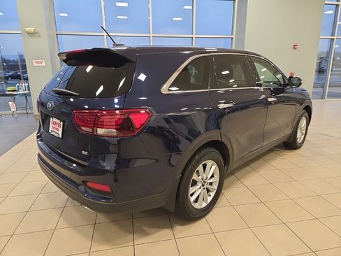 Used 2020 Kia Sorento LX image 7