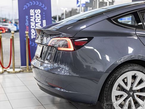 Used 2023 Tesla Model 3 Standard Range RWD image 15