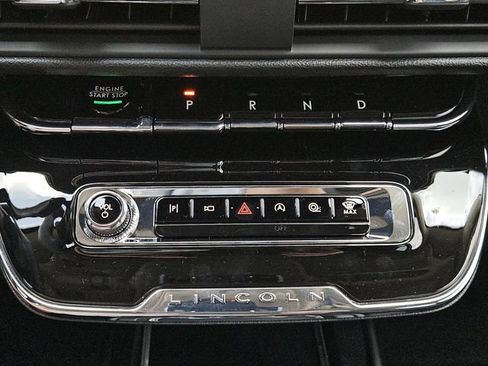 New 2025 Lincoln Corsair FWD w/ Equipment Group 101A image 12