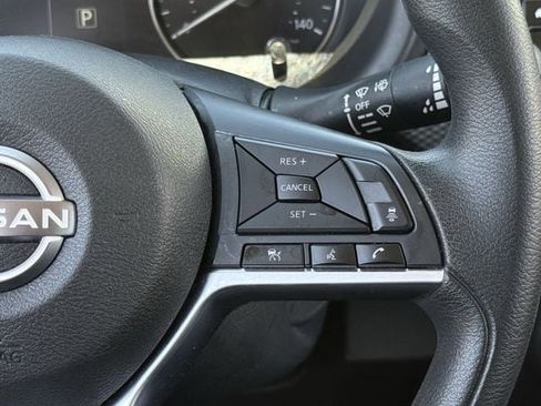 Used 2024 Nissan Kicks SV FWD image 15