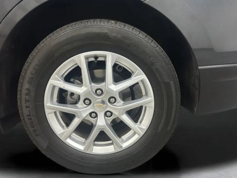 Used 2022 Chevrolet Equinox LS w/ LS Convenience Package FWD image 29