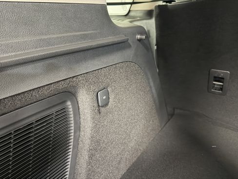 New 2026 Lincoln Corsair Premiere image 29