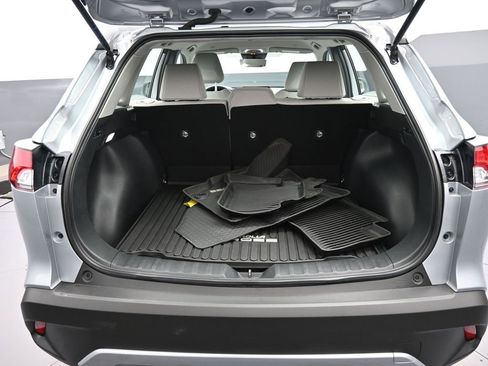 Certified 2024 Toyota Corolla Cross L image 21