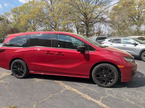 Used 2025 Honda Odyssey Sport-L image 4