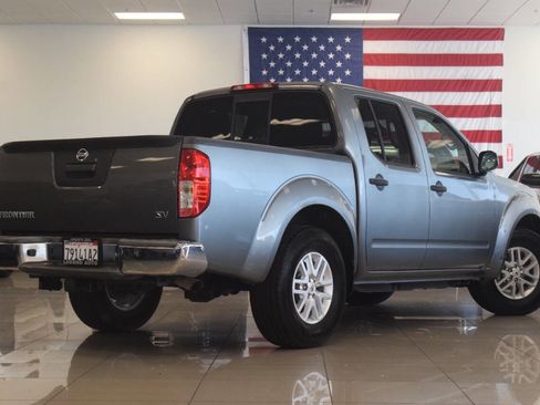 Used 2016 Nissan Frontier SV w/ SV Value Truck Package RWD image 32