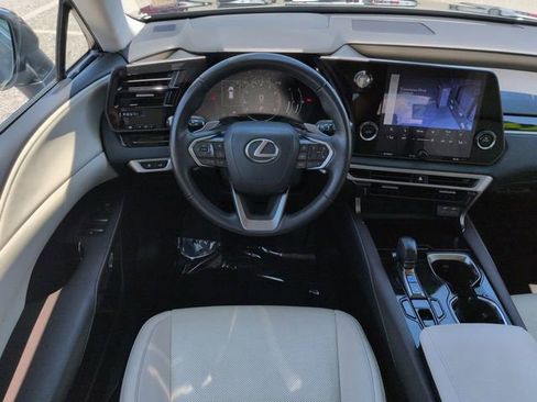 Used 2024 Lexus RX 350 FWD w/ Technology Package image 16