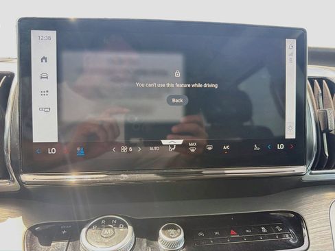 Used 2025 Ford Expedition Max Platinum w/ Driver's Package AWD/4WD image 18